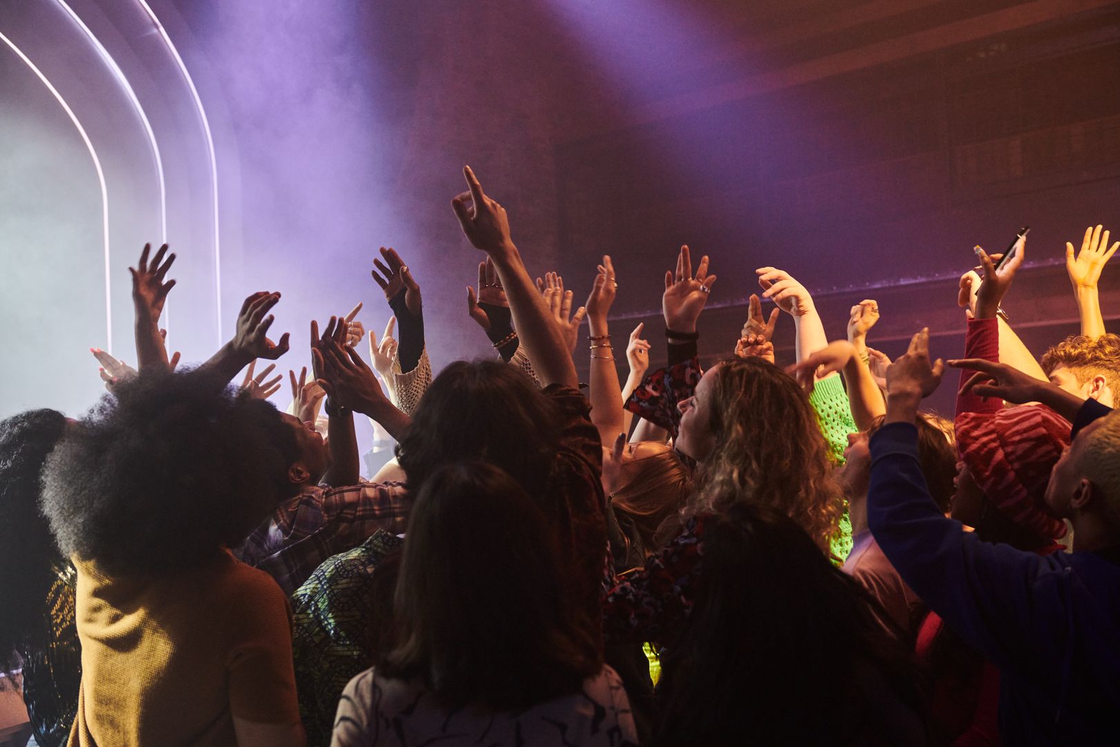 Mysterious Surge of RAVE Token Sparks Speculation Among Traders