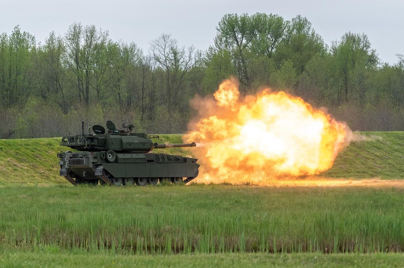 American Military Faces Dilemma Over Unused Tank Prototype