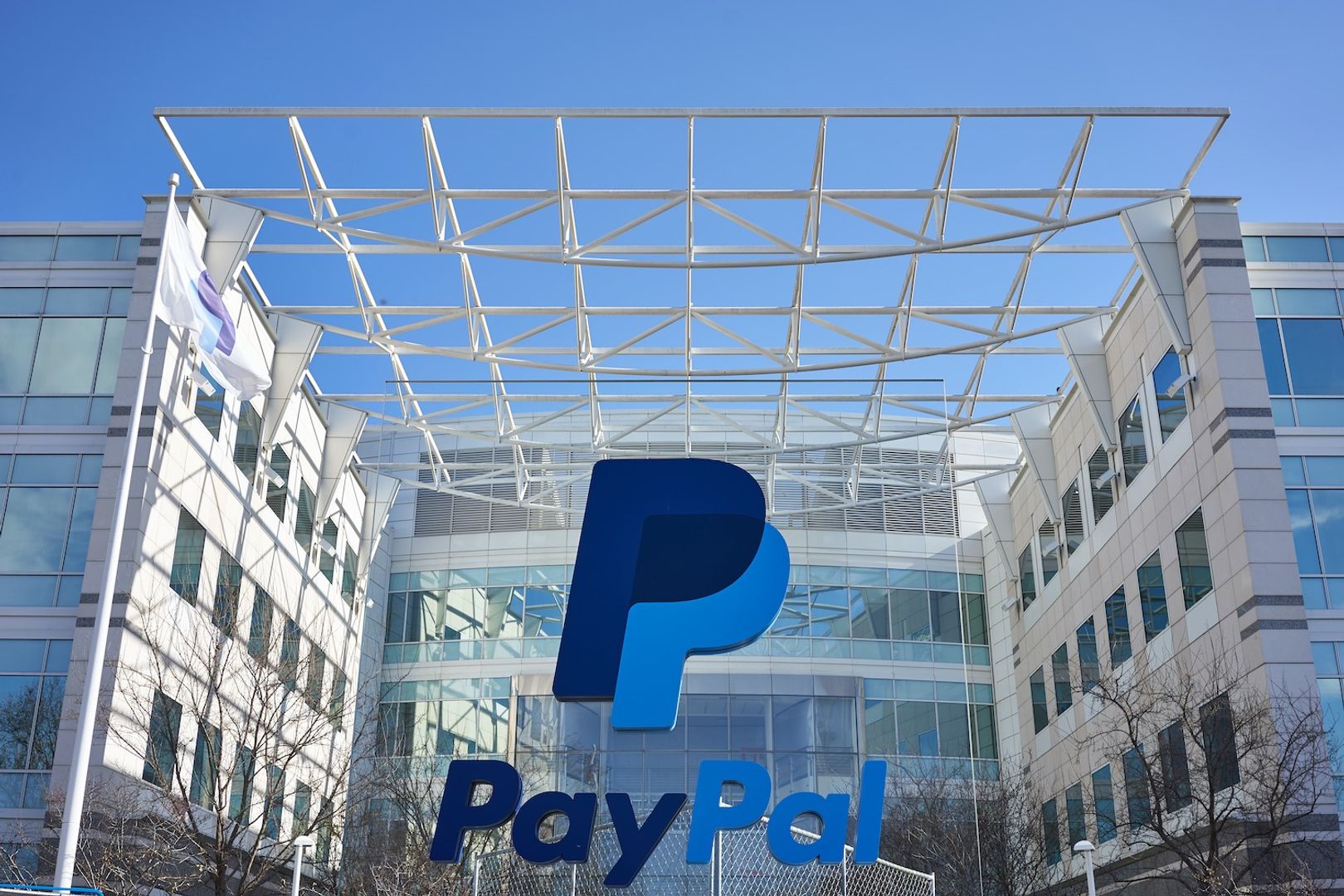 PayPal Boosts PYUSD Liquidity by $1B Through DeFi Lending on Spark