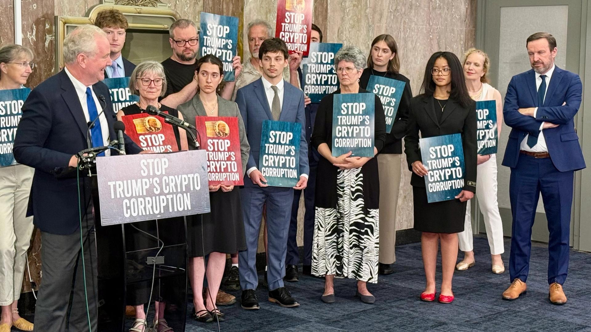 Senate Democrats Criticize Clarity Act as 'Corrupt' Legislation