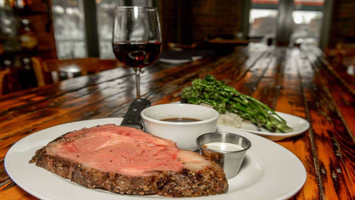 High-End Steak and Seafood Chain Shuts Down 80 Locations After 47 Years