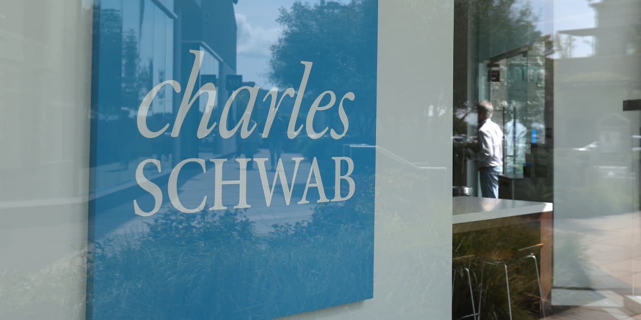 Top Dividend ETF to Consider for 2026