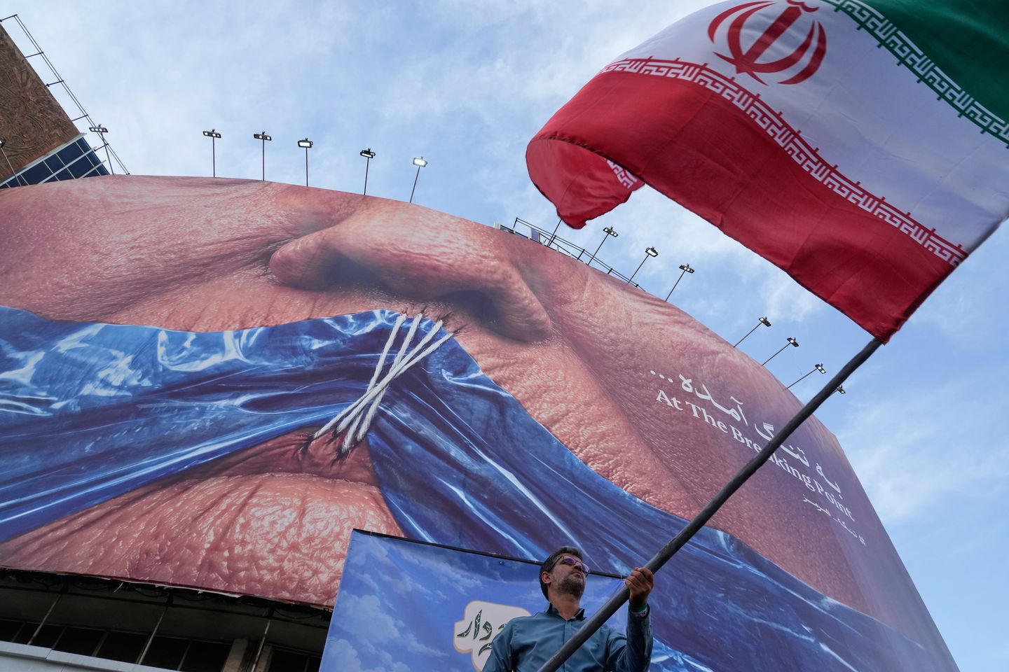 Tensions Escalate as Trump Rejects Iran Proposal Amid Ceasefire Uncertainty