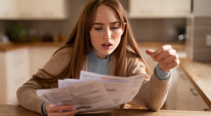 Strategies to Overcome Pre-Spending of Paycheck and Financial Stress