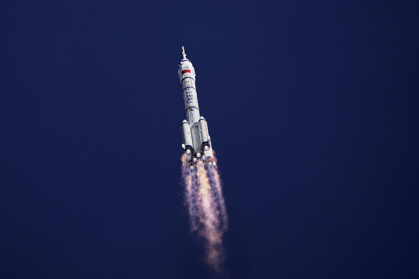 U.S. Urged to Boost Space Defense as China and Russia Weaponize Space