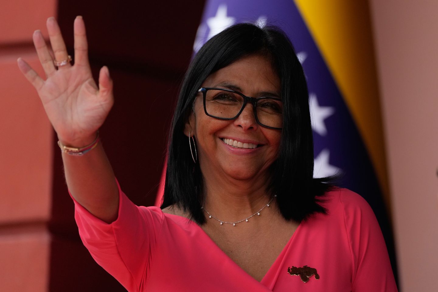 Venezuela's Leader Meets Barbados Prime Minister to Discuss Energy Investments