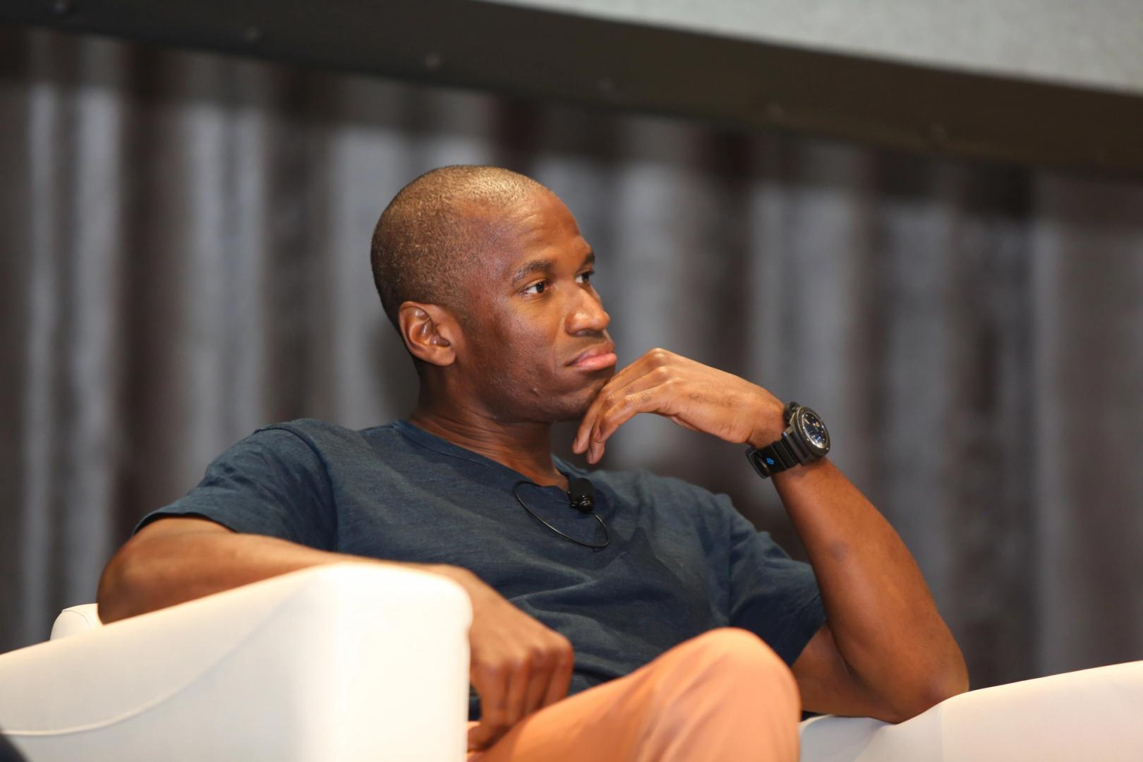 Crypto Market Reacts as Arthur Hayes Sells Millions Amidst Tariff Concerns
