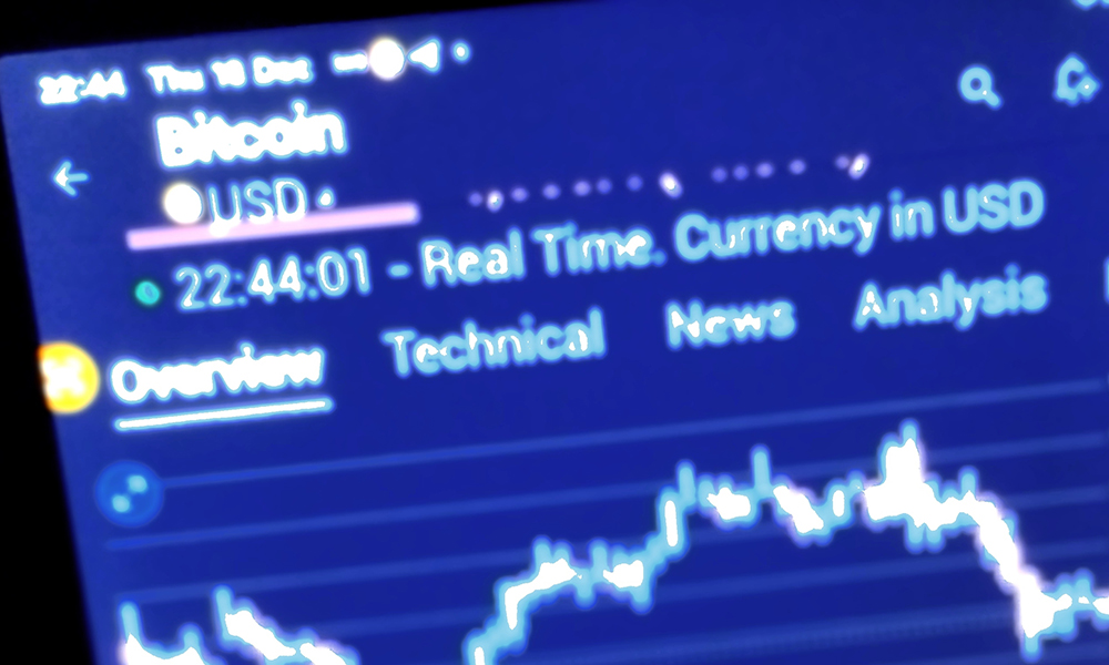 BlackRock's IBIT Dark Pool Sale Amid ETF Outflows