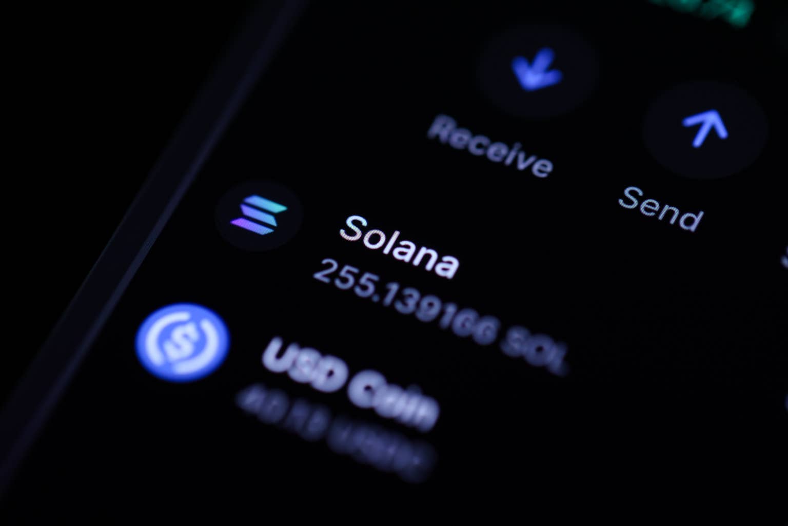 Securitize Launches Tokenized CLO Fund on Solana with $250 Million Backing from Ethena