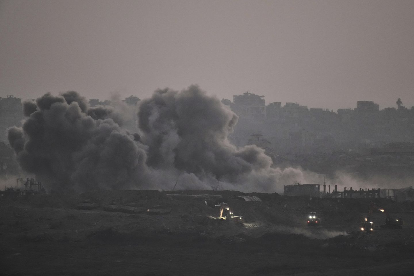 Hamas Signals Willingness to Engage in Ceasefire Negotiations with Israel