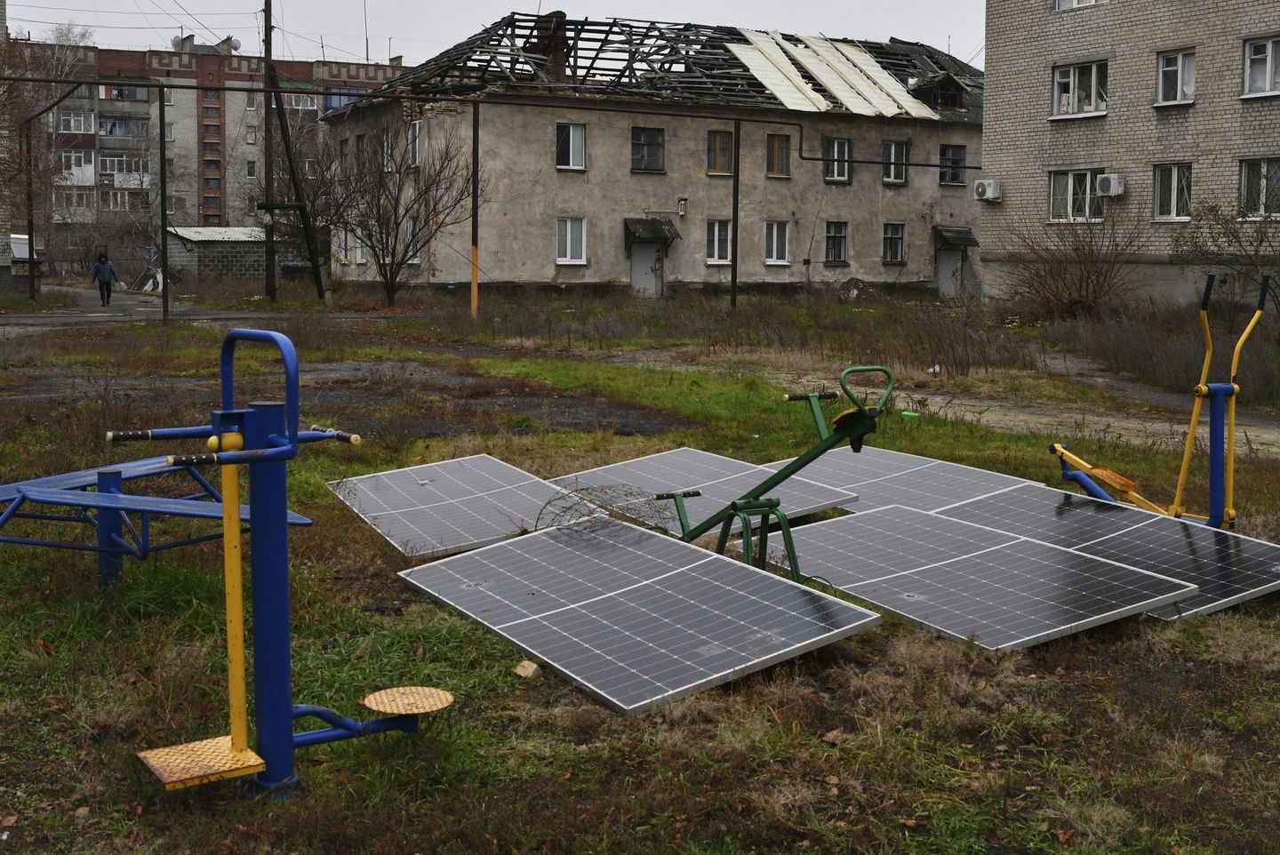 Ukraine's Clean Energy Success Poses Challenge for Russia