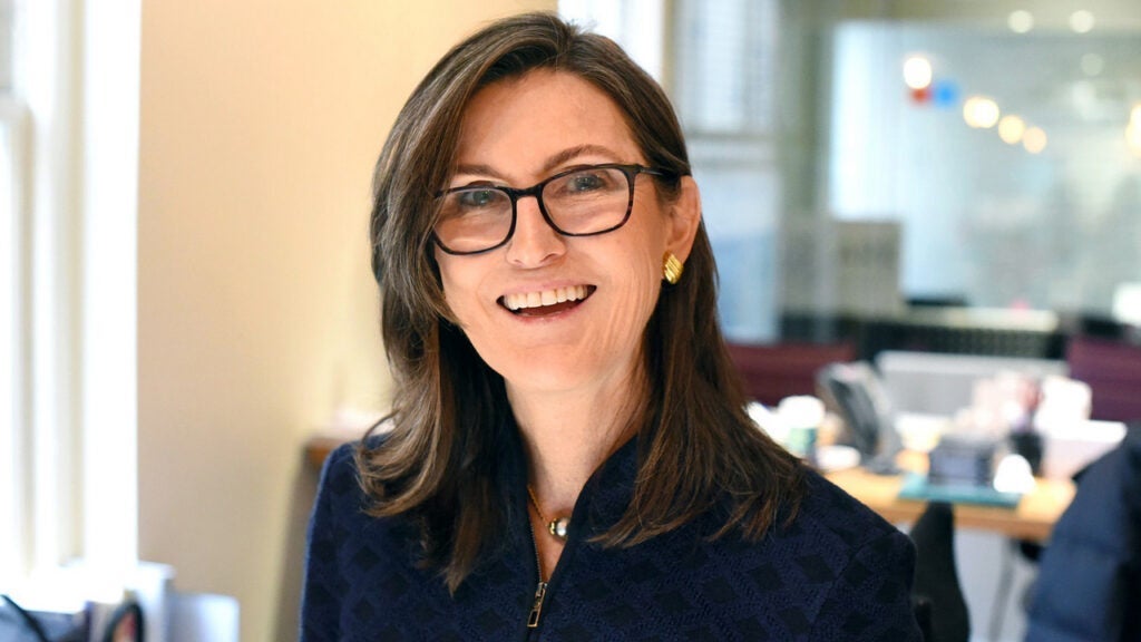 Cathie Wood Sticks to $1 Million Bitcoin Price Target Amidst Market Swings