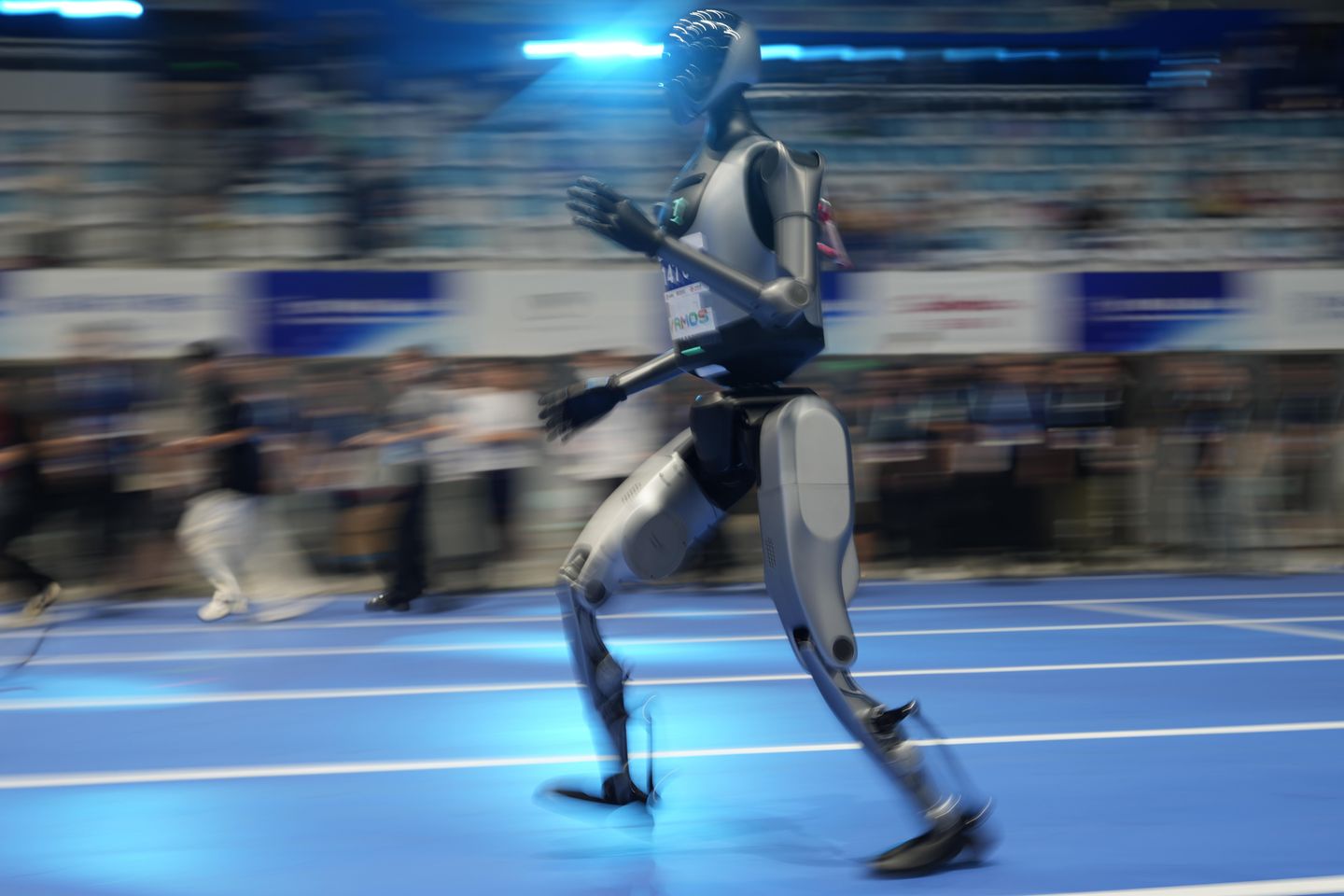 World Humanoid Robot Games in Beijing Kick Off with Spectacular Performances