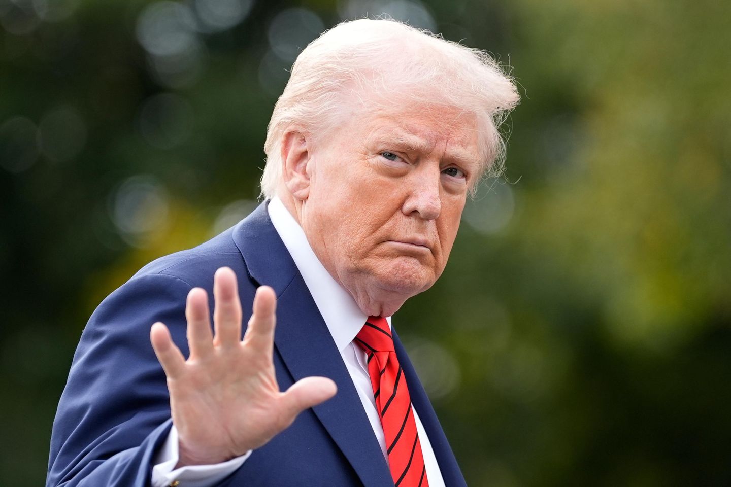 Trump Urges Arab Leaders to Embrace Peace in the Middle East