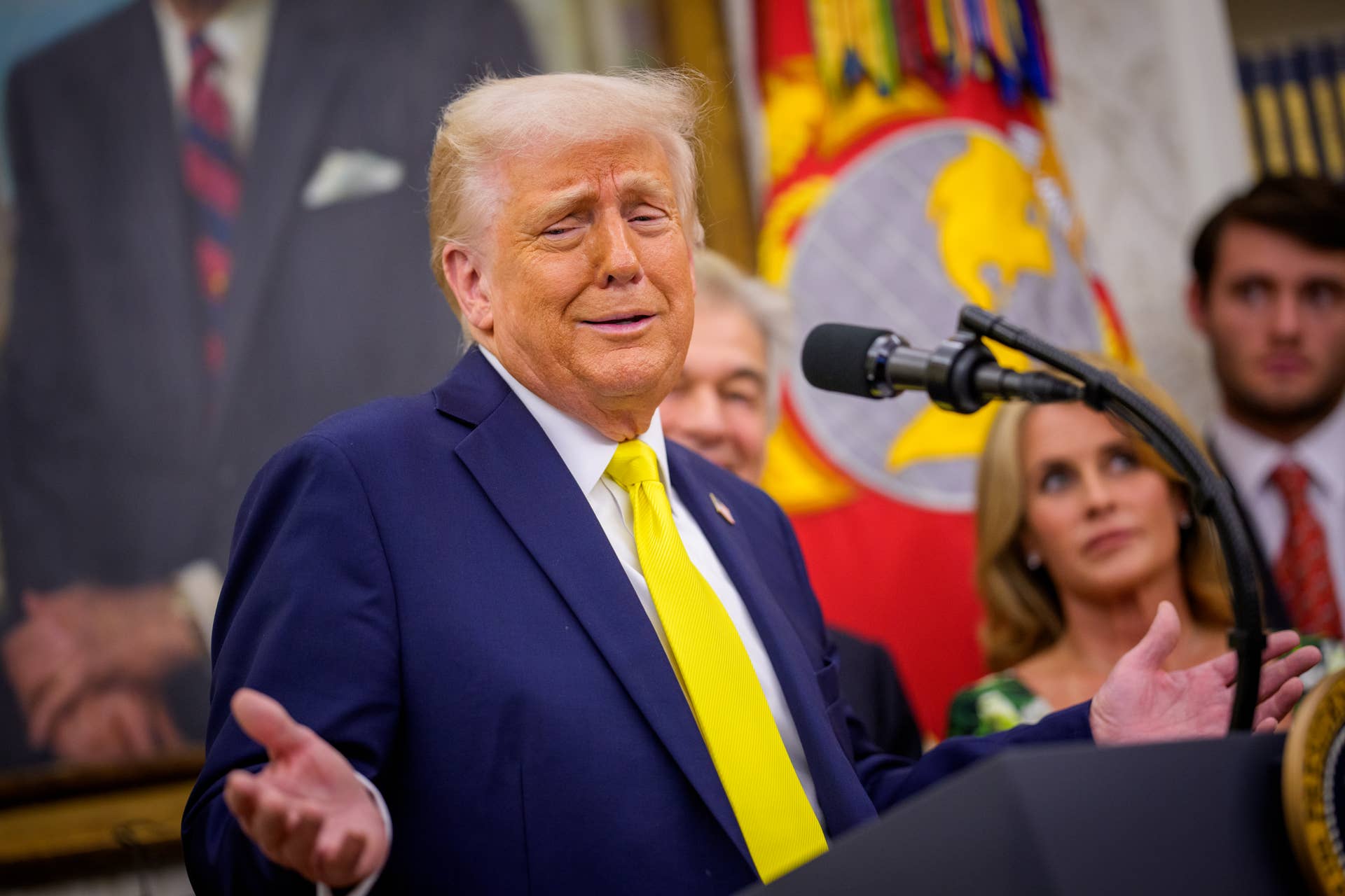 Comparison of Returns: Bitcoin, Trump Meme Coin, and Gold Investments Since Trump's Presidency
