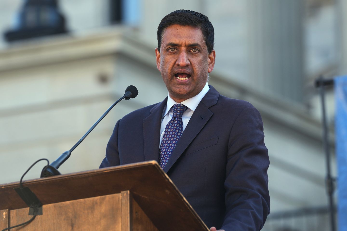 US Congressman Khanna Detained by Israeli Settlers in West Bank