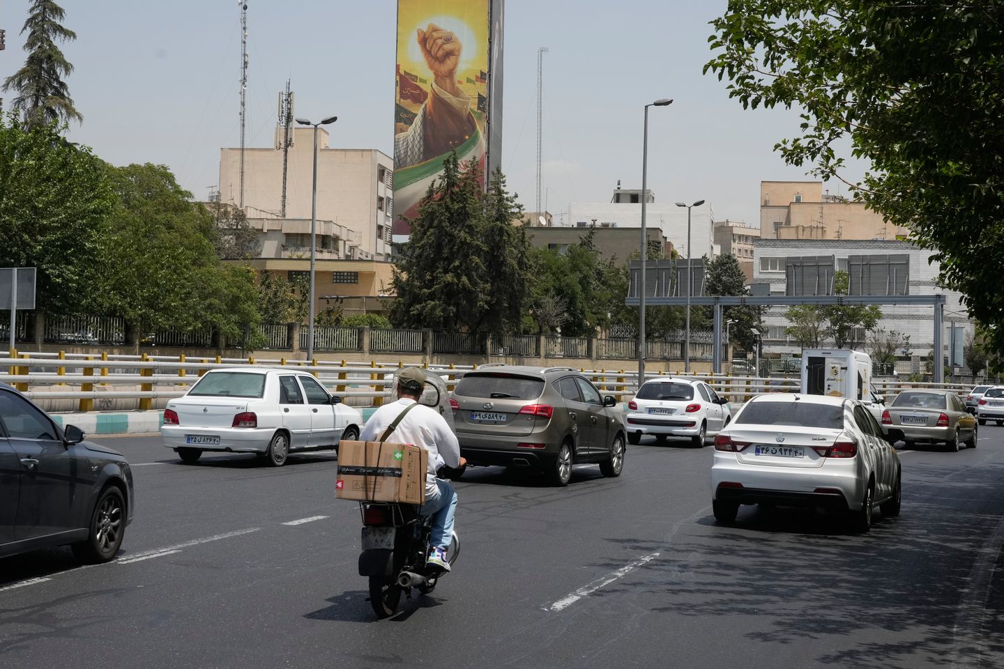 Saudi Arabia Targeted by Iran-backed Houthis in Retaliation for Airstrikes