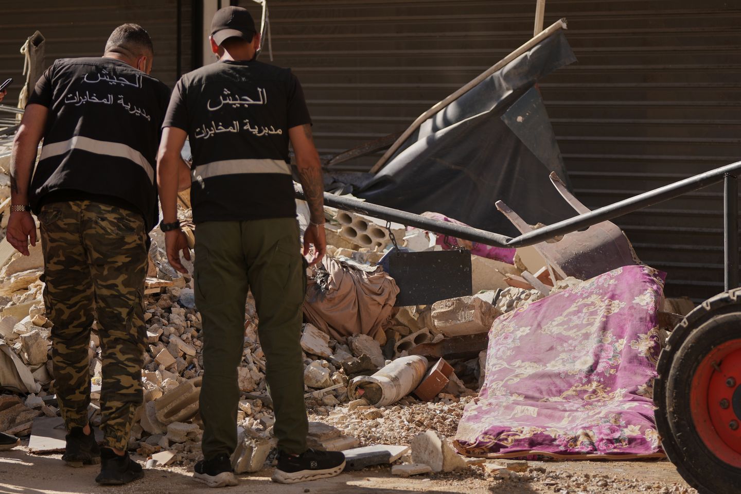 Israel Strikes Iranian Targets in Retaliation for Missile Fire