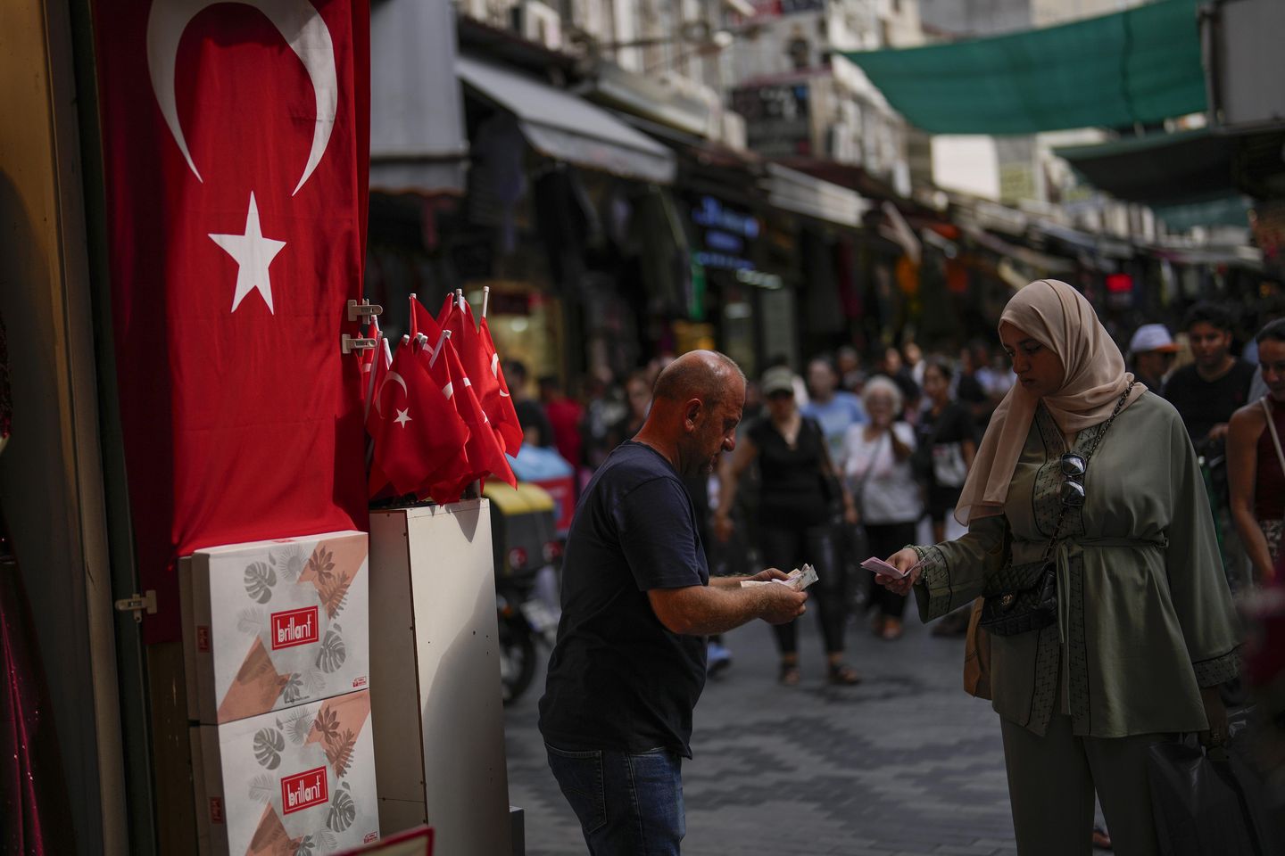 Turkey's Central Bank Makes Another Interest Rate Cut Amid Slowing Inflation