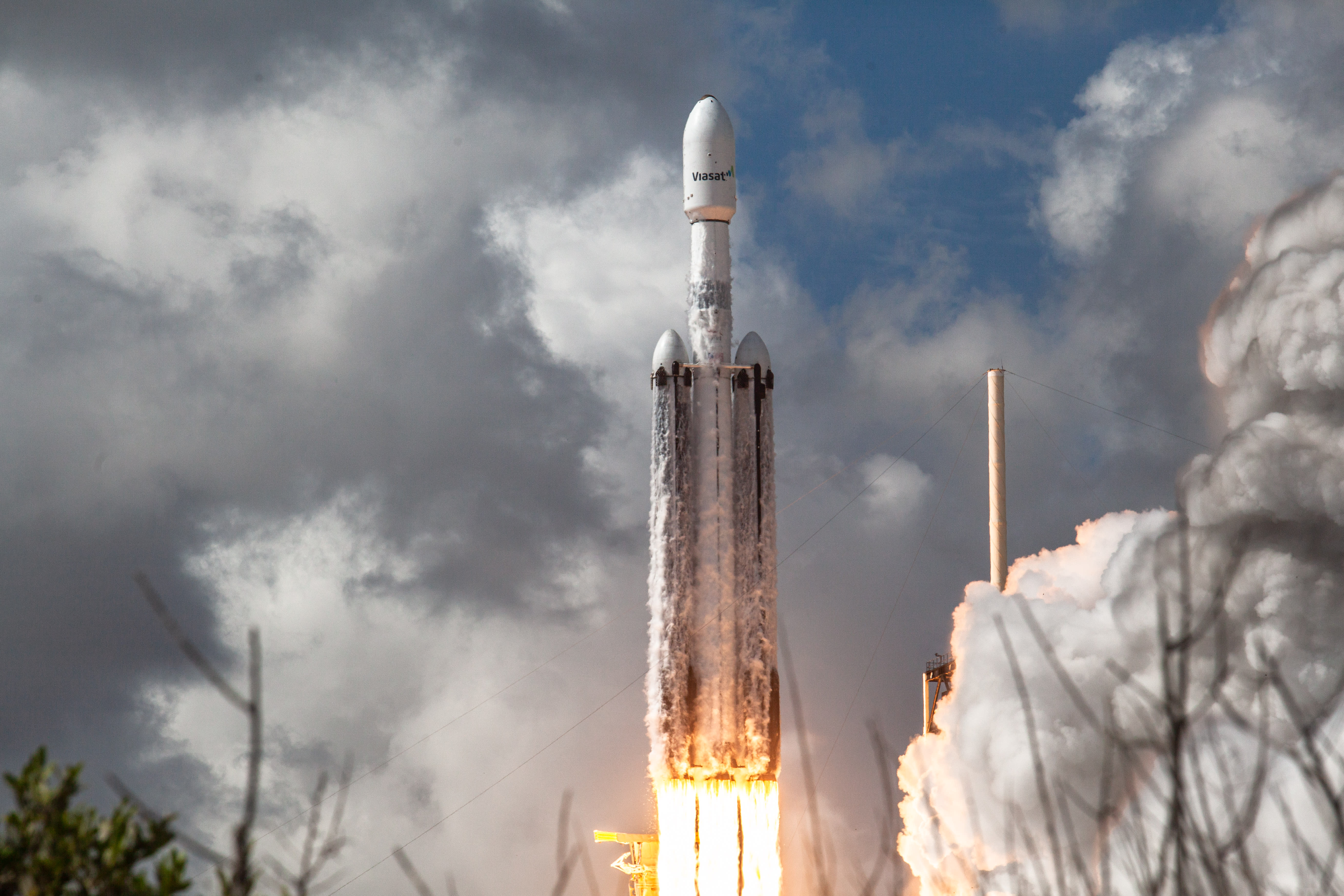 SpaceX Stock Faces Sharp Decline of 18% This Week