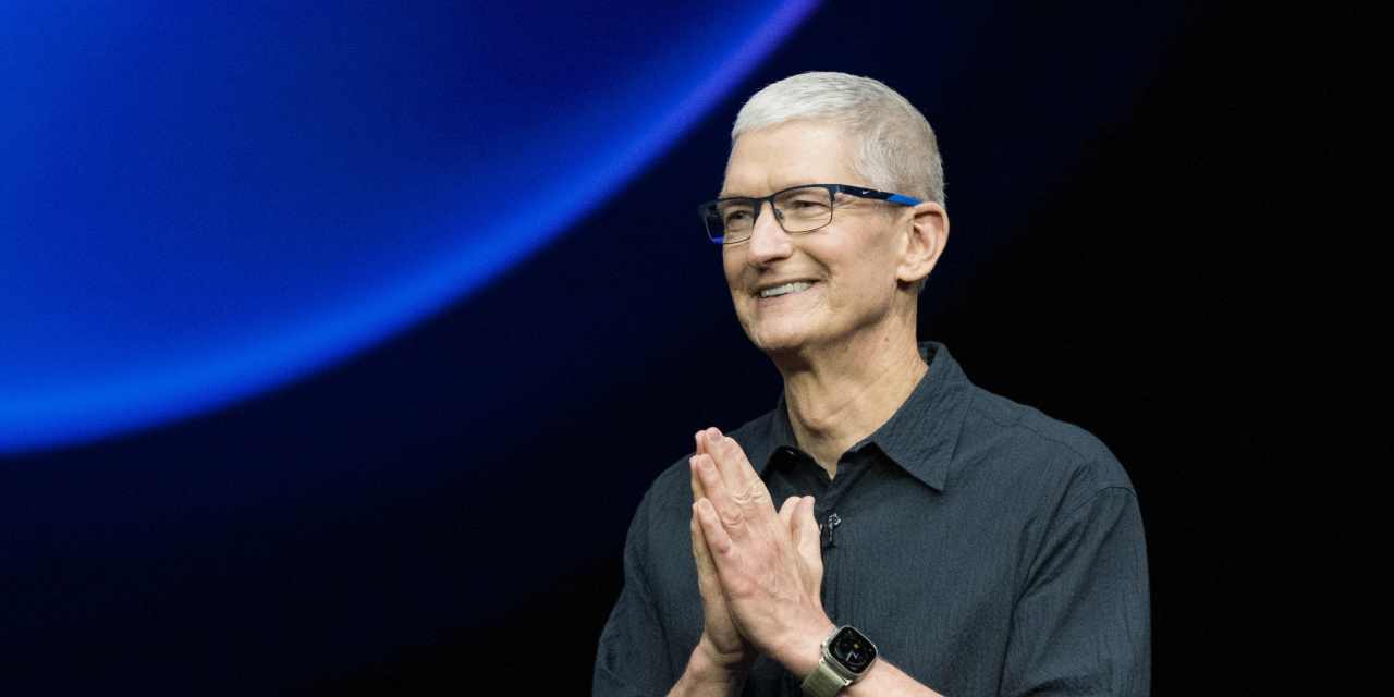 Apple CEO Tim Cook Discusses Impacts of Tariff Costs
